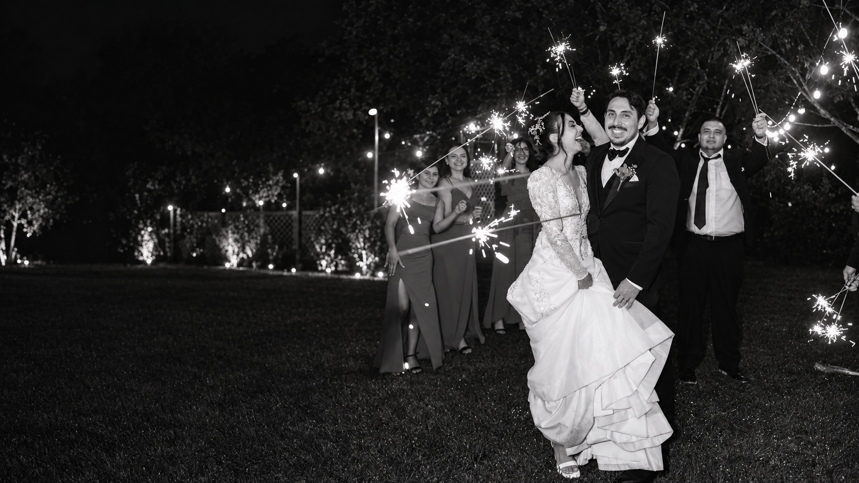 Celebración de boda fotografiada por Iván Angulo